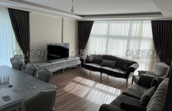 Стильная квартира 3+1 в районе Хасбахче, 140 м2 в Турции - фото 1