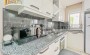 kvartira-1-1-s-bolshoi-ploshadyu-ot-morya-300-metrov-v-raione-makhmutlar в Турции - фото 2