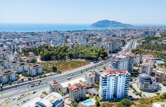 Просторная квартира 3+1 с видом на море и крепость в Джикджилли в Турции - фото 12