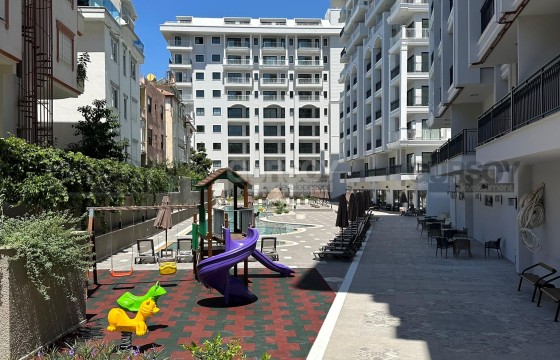 Новая квартира 1+1 в комплексе премиум-класса у пляжа Клеопатра в Турции - фото 2