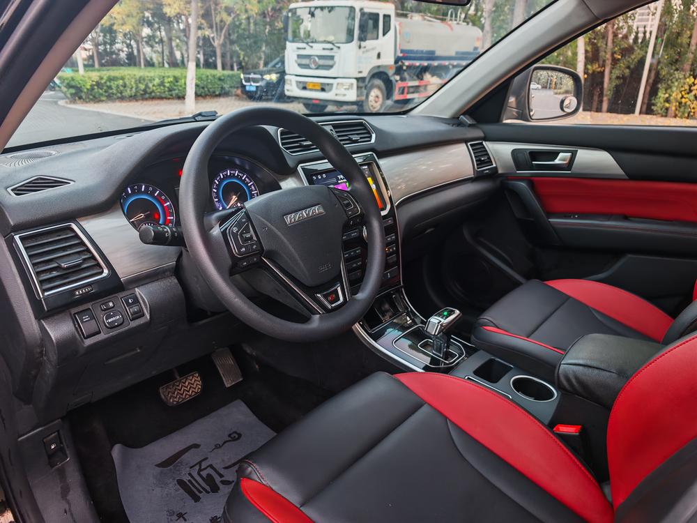 Haval H2 2018, версия Chuangxiang, 1.5T, роботизированная коробка передач, передний привод, стильная комплектация, Евро-5 - фото 7