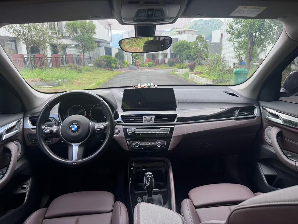 BMW X1 модель 2022 года sDrive20Li модная версия - фото 7