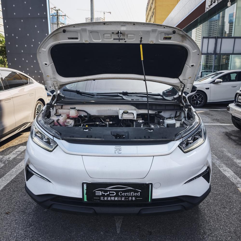 Yuan Pro 2023 модель 401KM роскошная комплектация - фото 2