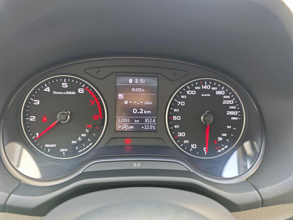 Audi Q2L 2021 модель 35TFSI модная динамичная версия - фото 9