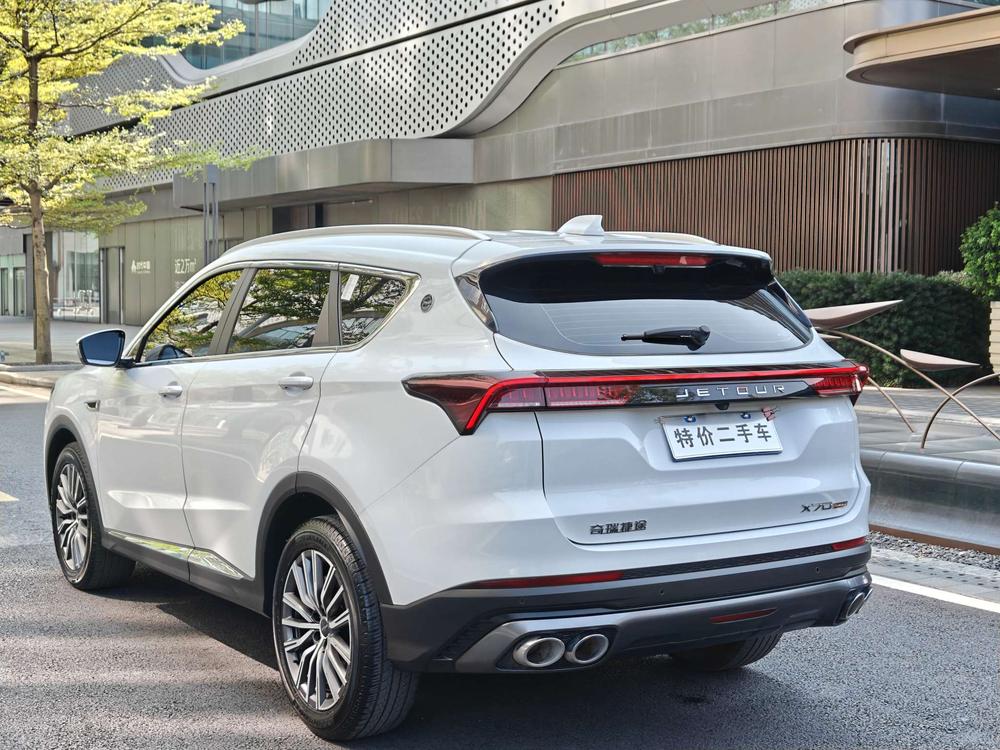 Jetour X70 PLUS модель 2023 года 1.5T DCT Warrior PLUS 5 мест - фото 3