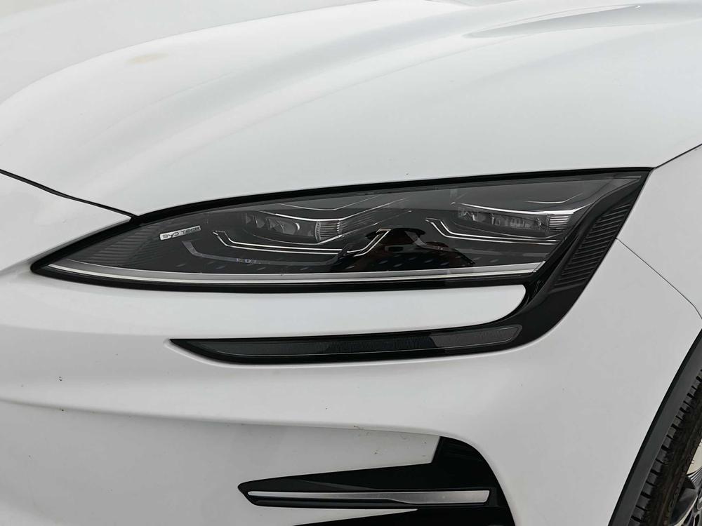 Song PLUS EV 2025 модель 520KM премиум-версия - фото 12