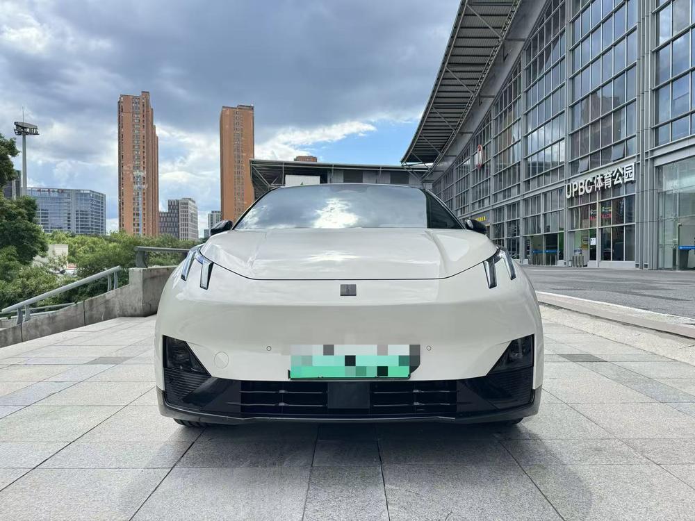 Lynk & Co Z20 2025 модельного года 530 км задний привод Max - фото 2
