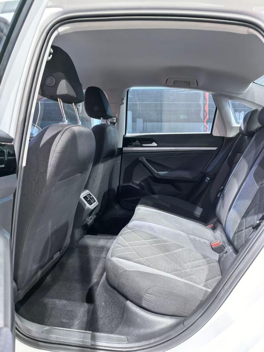 Lavida 2023 года, обновлённая версия 1.5L с автоматической коробкой передач, версия «Пять миллионов» - фото 9