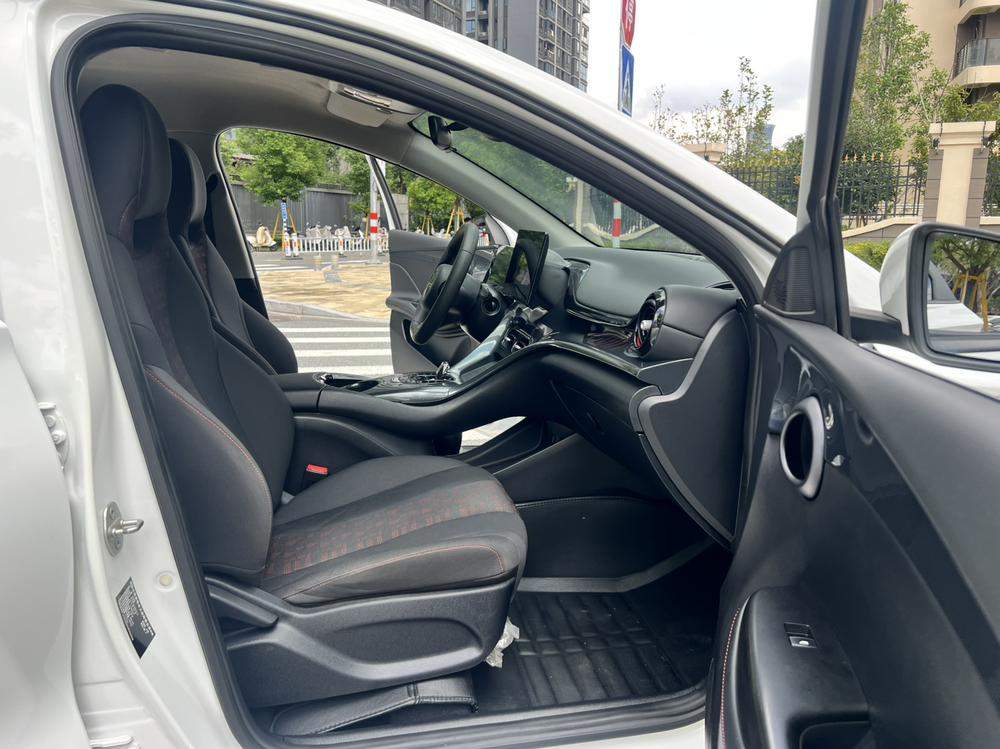 BYD e2 2023 модельного года, комфортная комплектация - фото 23
