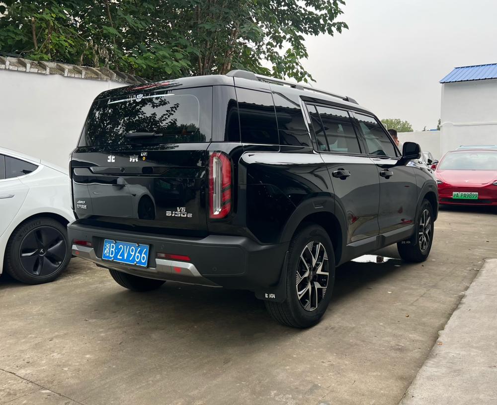 Beijing Off-road BJ30 2024, 1.5T DHT, стандартная версия с электроприводом Magic Core - фото 6