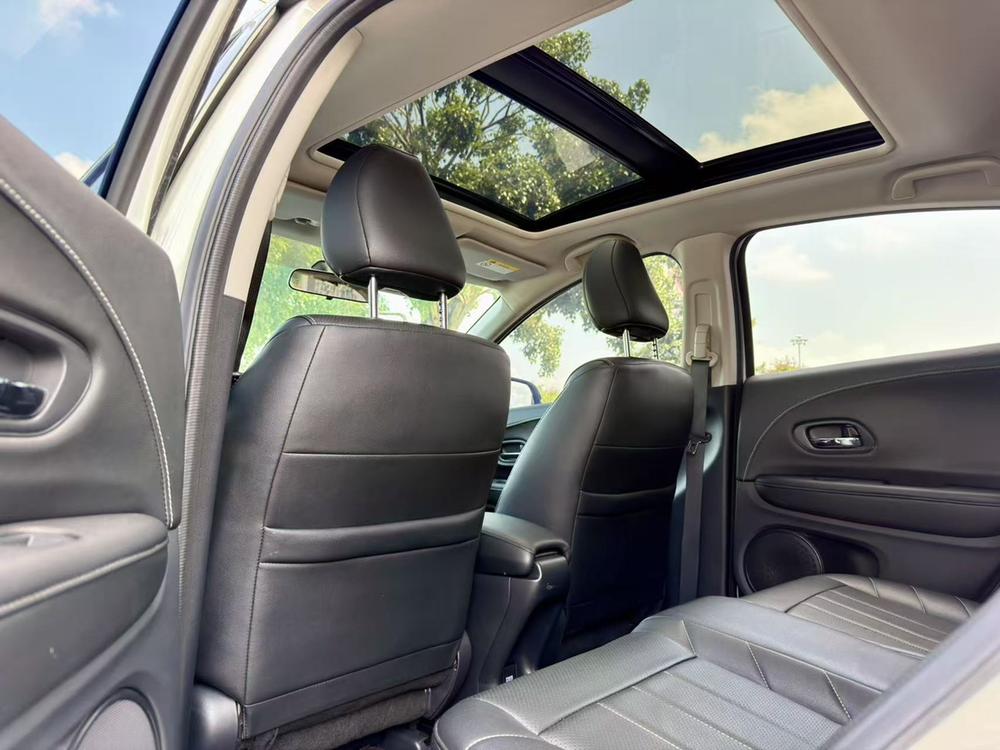 Vezel 2022 модельного года 1.5L CVT версия Elite Smart Enjoyment - фото 22