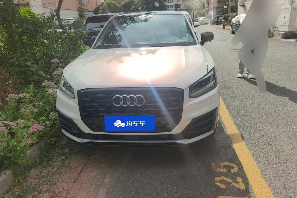 Audi Q2L 2021 модельного года 35TFSI в динамичной комплектации Progress - фото 2