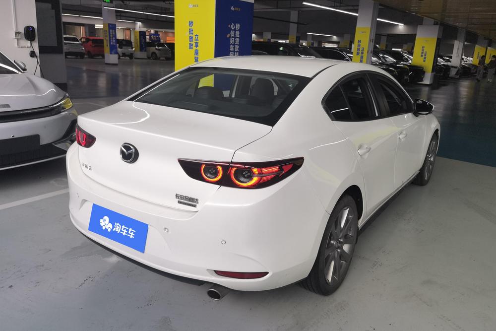 Mazda 3 Axela 2022 модель 2.0L автоматическая версия Zhìruì - фото 3