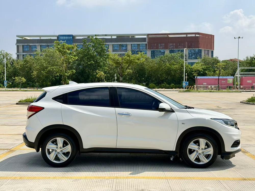 Vezel 2022 модельного года 1.5L CVT версия Elite Smart Enjoyment - фото 8