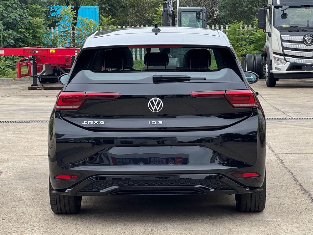 Volkswagen ID.3 2026 модельного года, умная версия, выдающаяся версия с пакетом GTX - фото 6