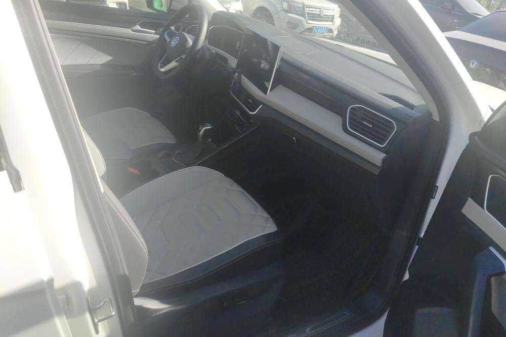 Tayron 2023 300TSI переднеприводная люксовая версия Plus Advanced - фото 8