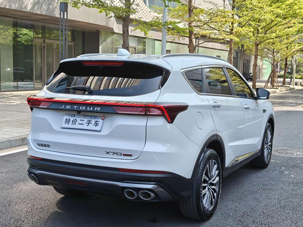 Jetour X70 PLUS модель 2023 года 1.5T DCT Warrior PLUS 5 мест - фото 5