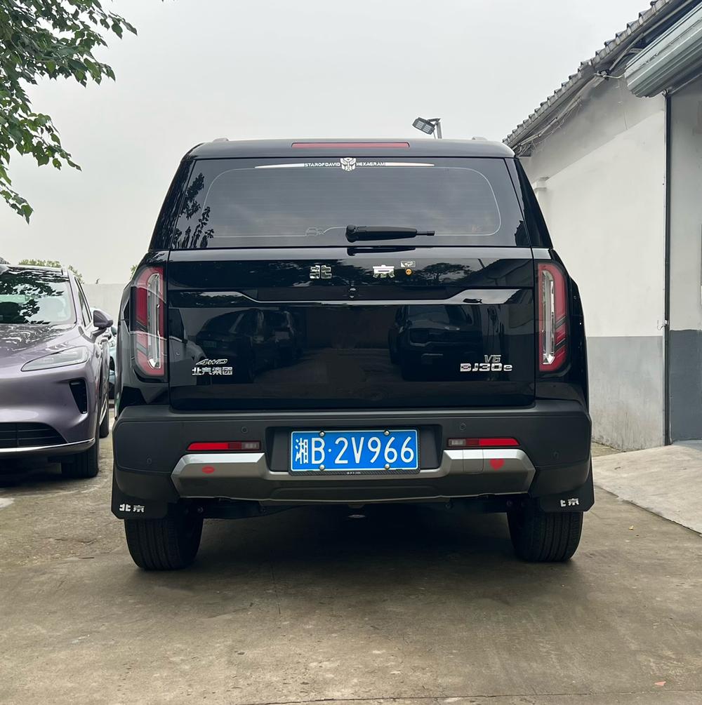Beijing Off-road BJ30 2024, 1.5T DHT, стандартная версия с электроприводом Magic Core - фото 5