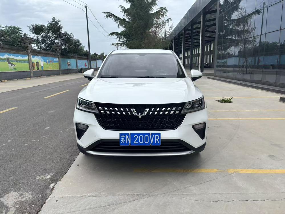 Wuling Xingchi 2023 года 1.5L CVT, комплектация «Чаншуан» - фото 2