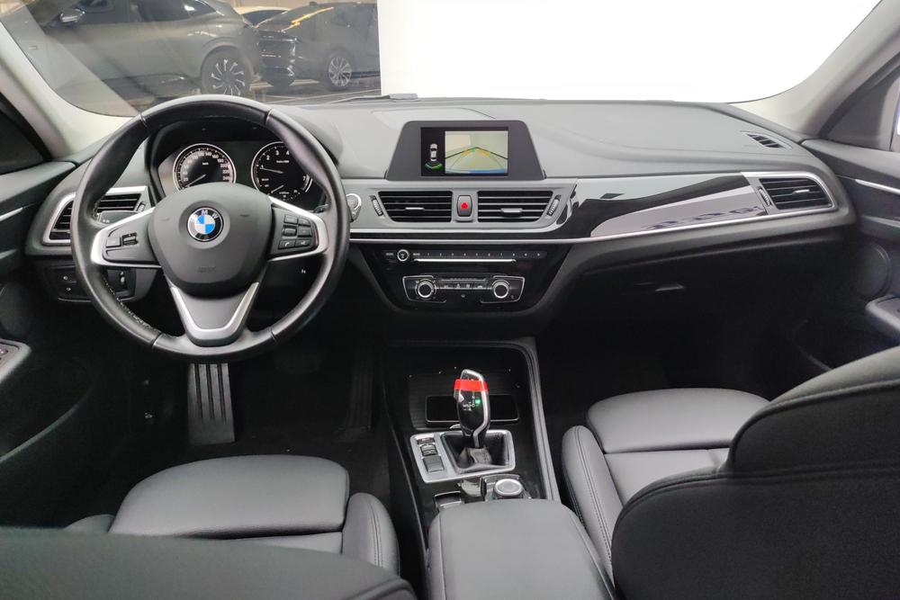 BMW 1 серии 2018 года, обновленная версия 118i спортивная версия - фото 12