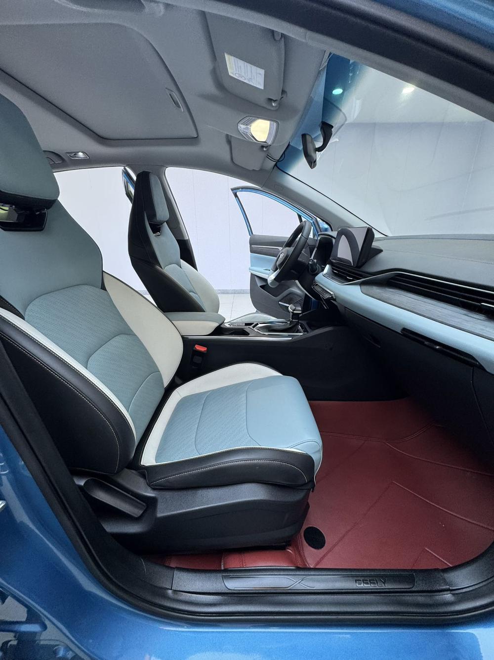 Emgrand S 2022 модельного года 1.4T CVT версия «Игрок кроссовера» - фото 11