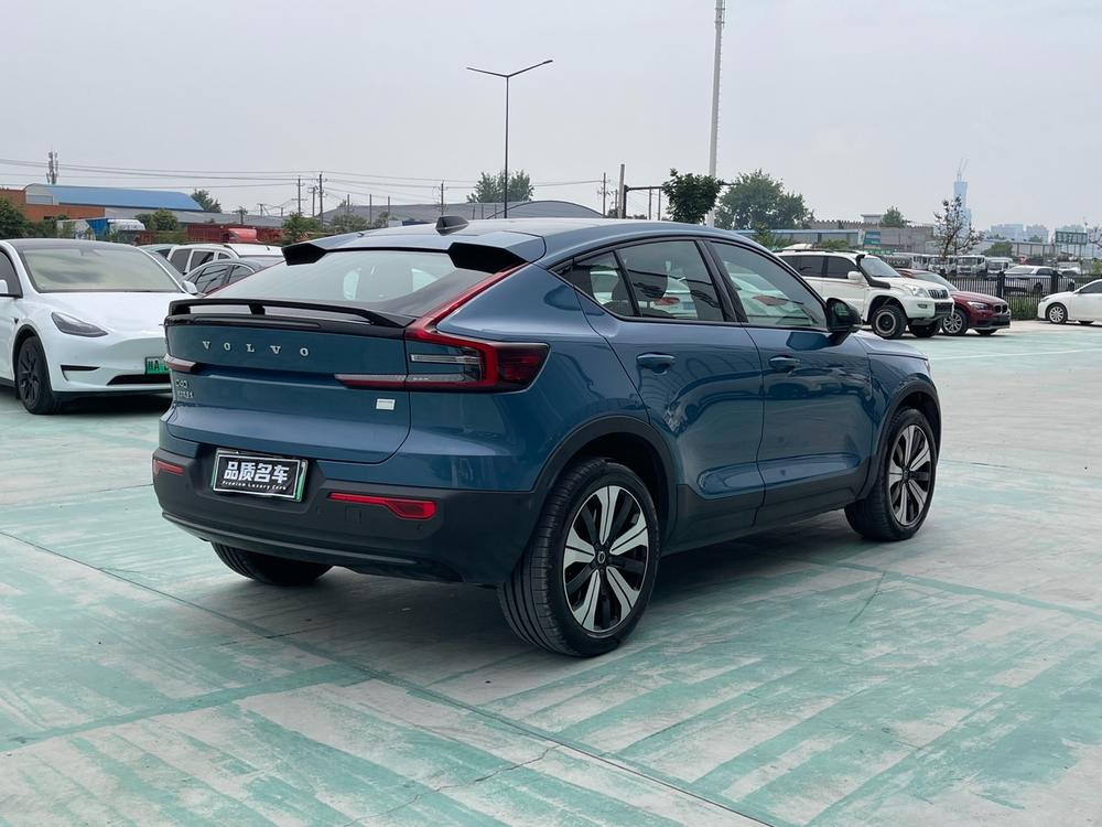 Volvo C40 EV 2022 модельного года, версия Long Range PRO  - фото 6