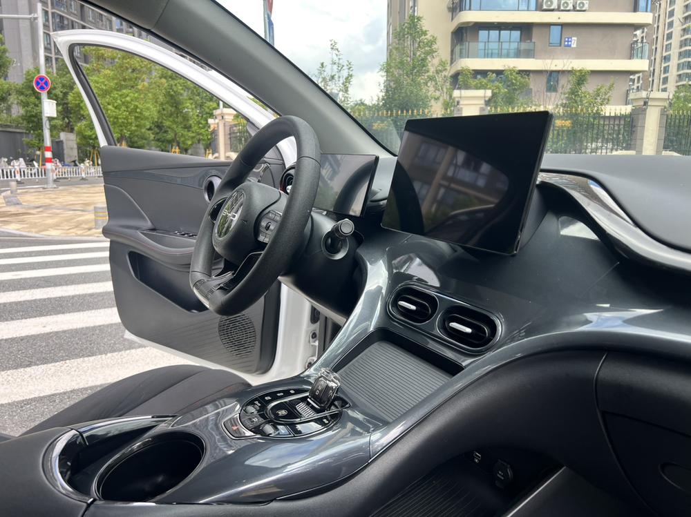 BYD e2 2023 модельного года, комфортная комплектация - фото 18