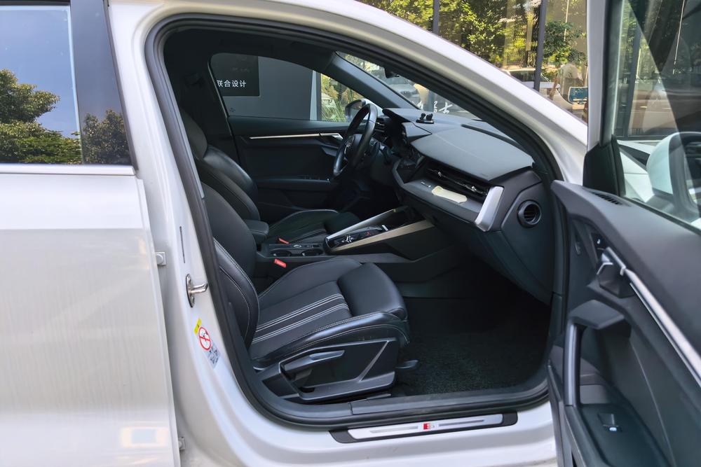Audi A3 2023 модельного года A3L Limousine 35 TFSI спортивная комплектация Fashion - фото 15