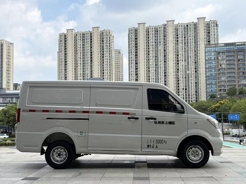 Yufeng EM26 2023 года Стандартная версия 41.472kWh Хэнань Лидун - фото 8