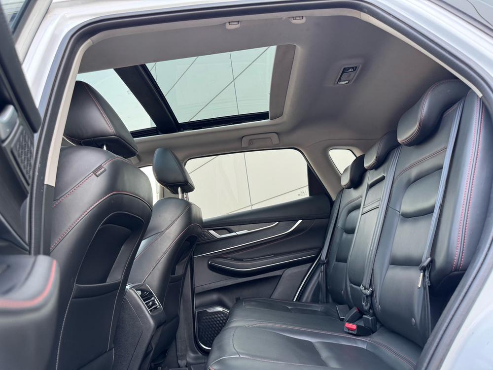 Exeed LX 2022, версия «Покоряя ветер и волны», 1.5T CVT, версия «Хорошие дела — арахис» - фото 13