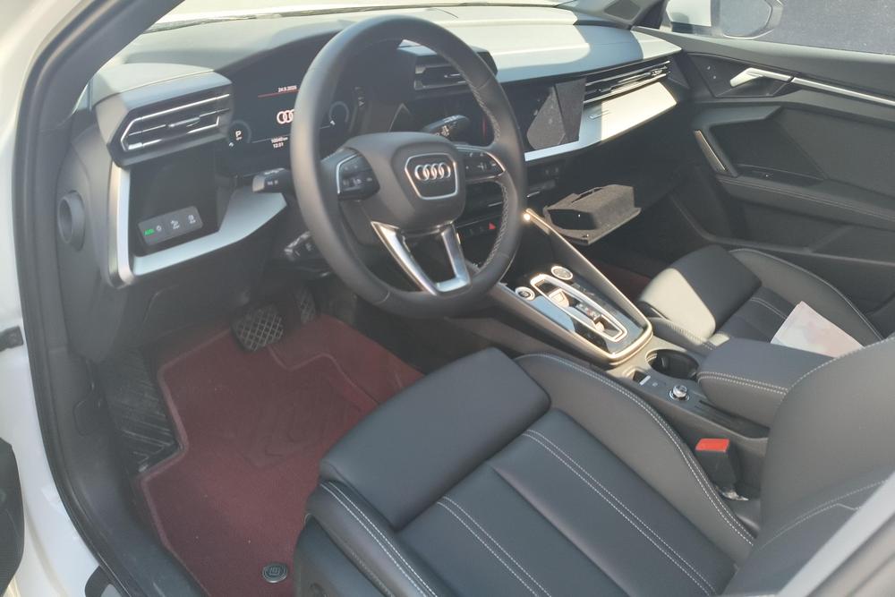 Audi A3 2026 Sportback 35 TFSI Фэйчи Юэсян версия - фото 13