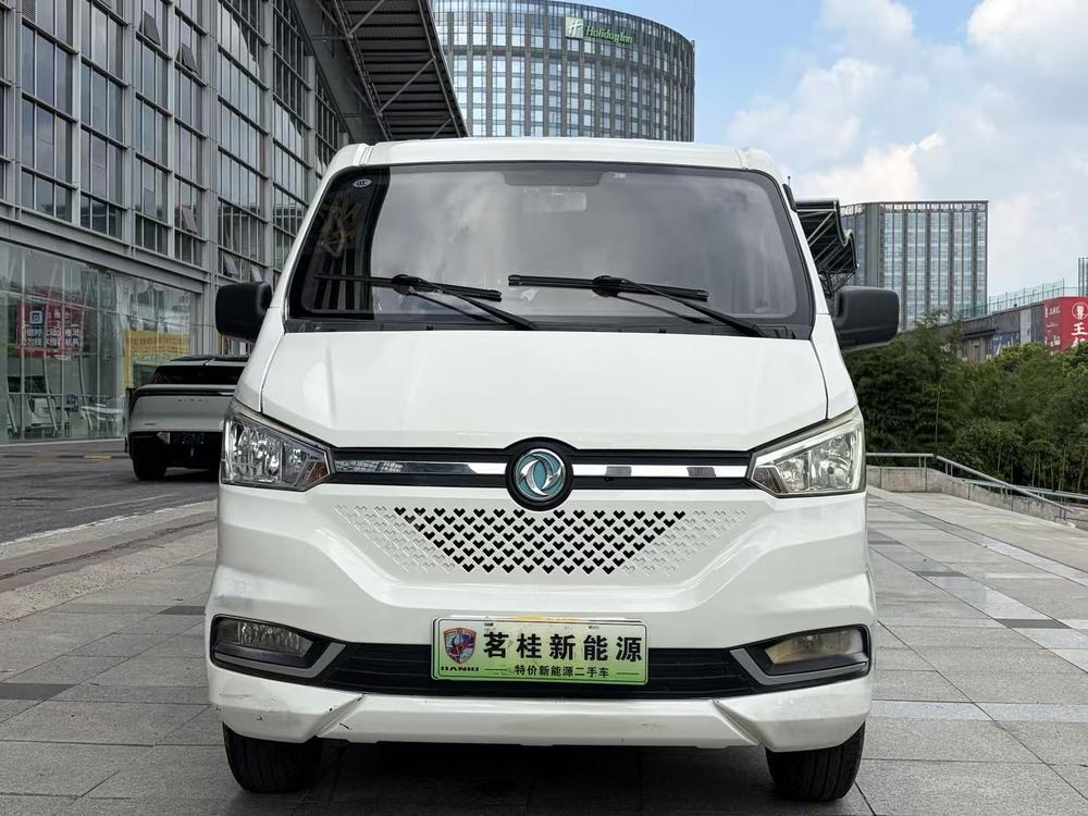 Yufeng EM26 2023 года Стандартная версия 41.472kWh Хэнань Лидун - фото 2