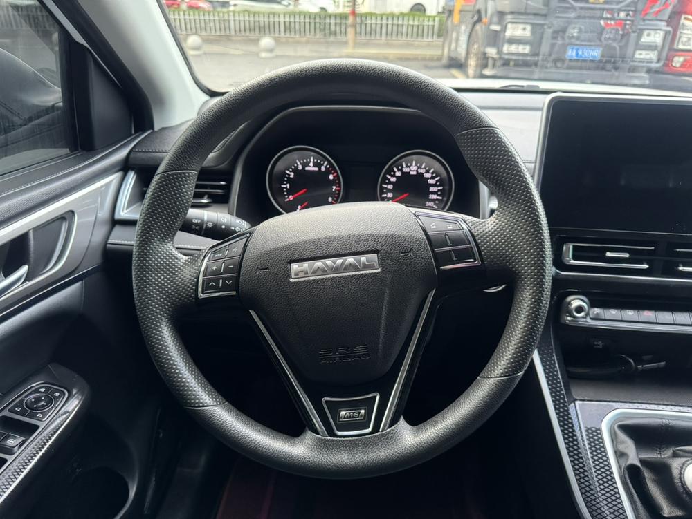 Haval M6 2023 модельного года PLUS 1.5T с механической коробкой передач, элитная интеллектуально-подключенная версия - фото 14