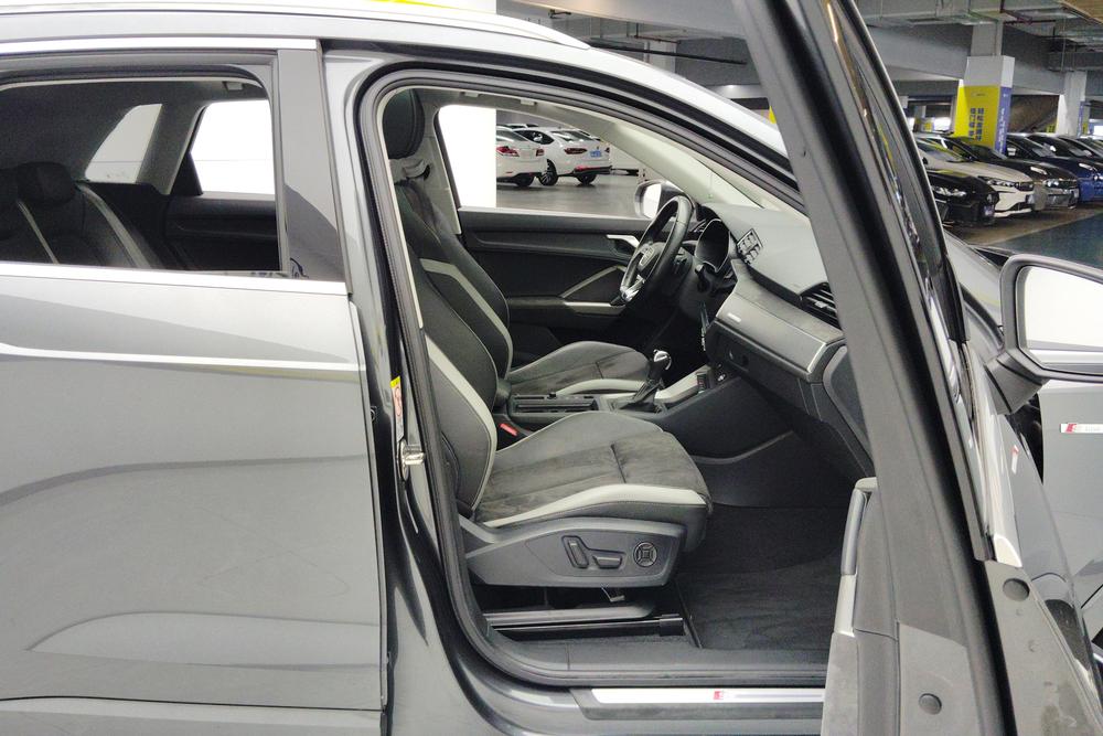 Audi Q3 2022 модельного года 35 TFSI модная спортивная версия - фото 17