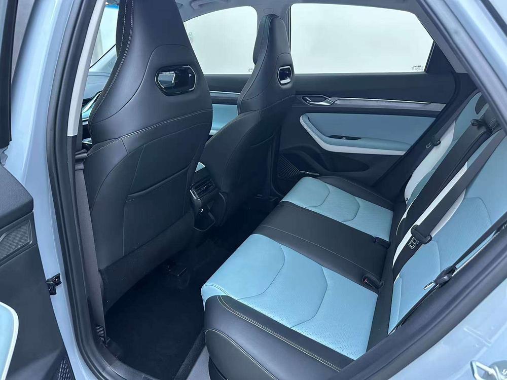 Emgrand S 2022 модельного года 1.4T CVT версия «Игрок кроссовера» - фото 16