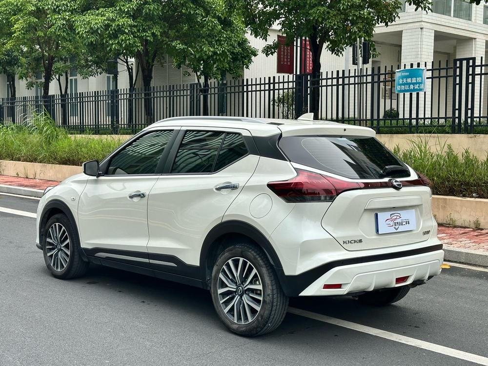 Kicks, модель 2023 года, версия Jinqing, 1.5L, «энергичная» модная версия - фото 4