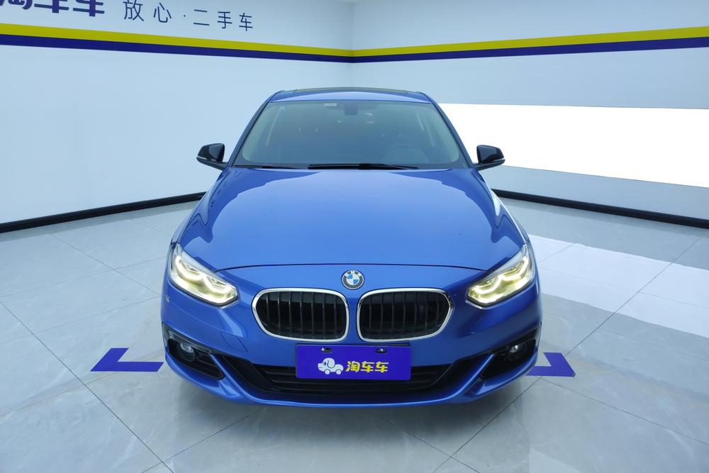 BMW 1 серии 2018 года, обновленная версия 118i спортивная версия - фото 2