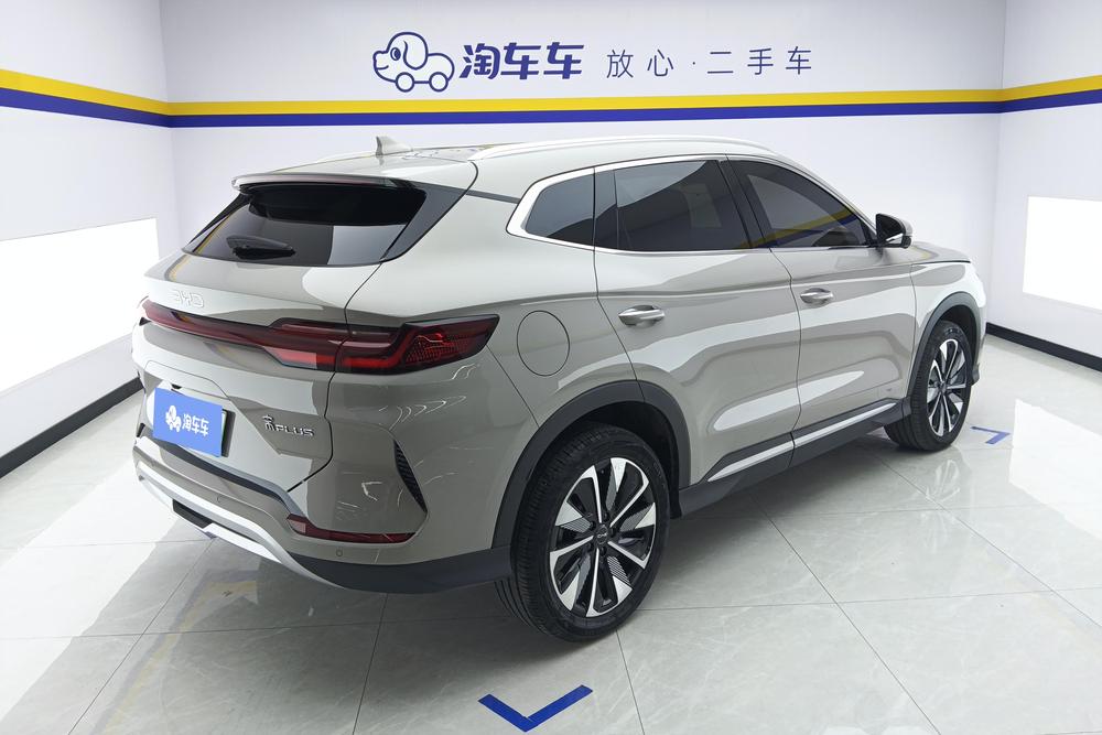Song PLUS EV 2025 модель 520KM Люкс - фото 3