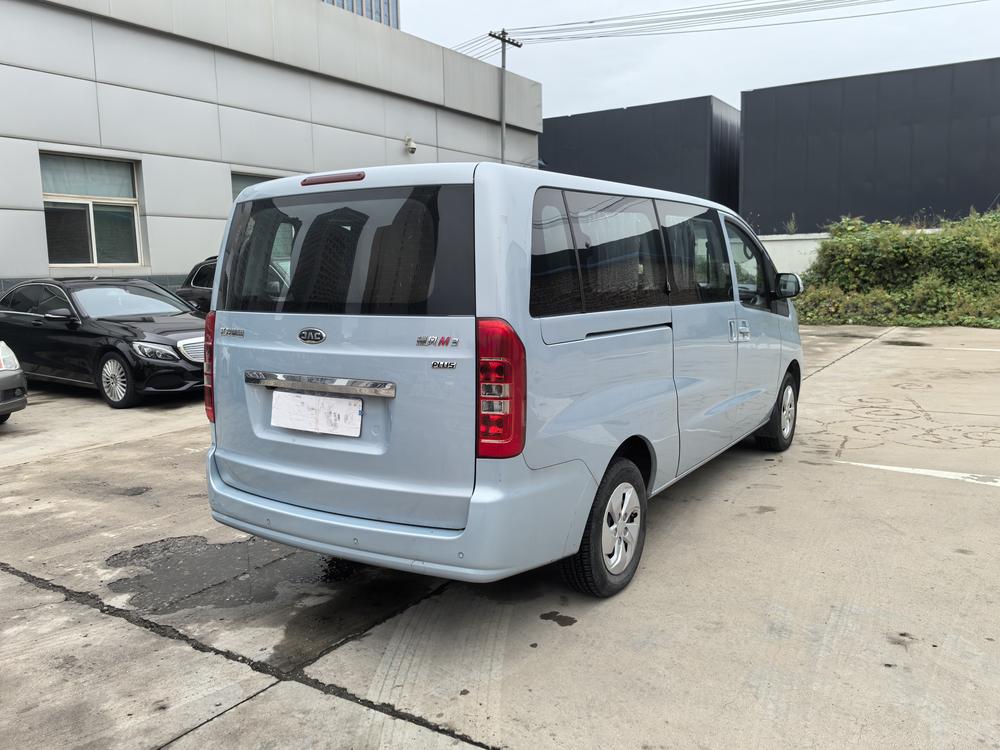 Refine M3 2024 модельного года PLUS 2.0L HEV версия с интеллектуальным подключением - фото 6