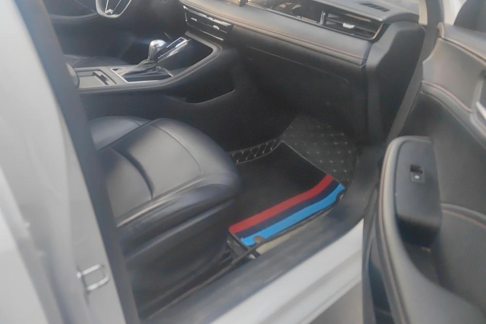 Roewe i5 2023 года 1.5L CVT версия Prestige - фото 10