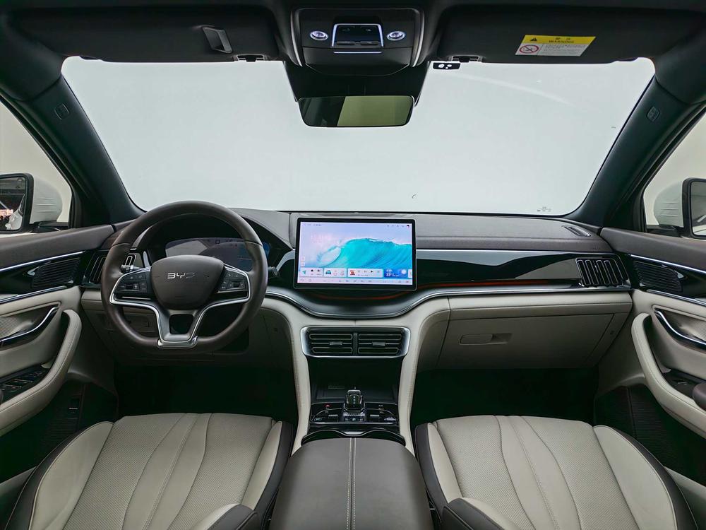 Song PLUS EV 2025 модель 520KM премиум-версия - фото 14