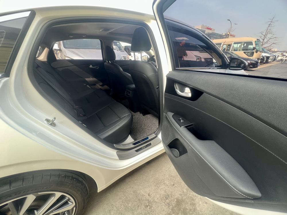 Kia K3 2020 модельного года 1.5L CVT Стильная версия - фото 21