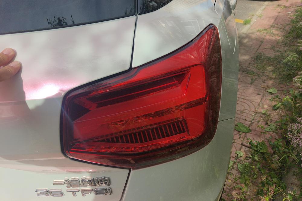 Audi Q2L 2021 модельного года 35TFSI в динамичной комплектации Progress - фото 6