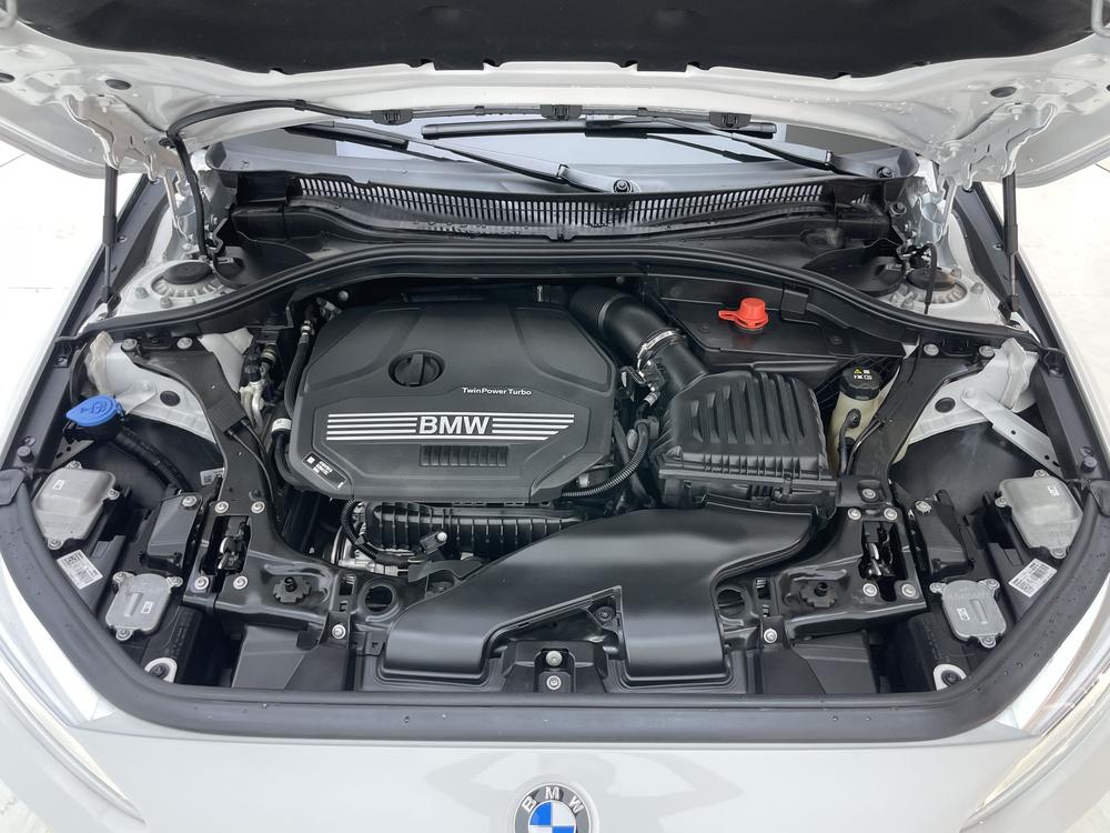 BMW 1-Series 2023 модельного года 120i M Sport Night Edition - фото 10