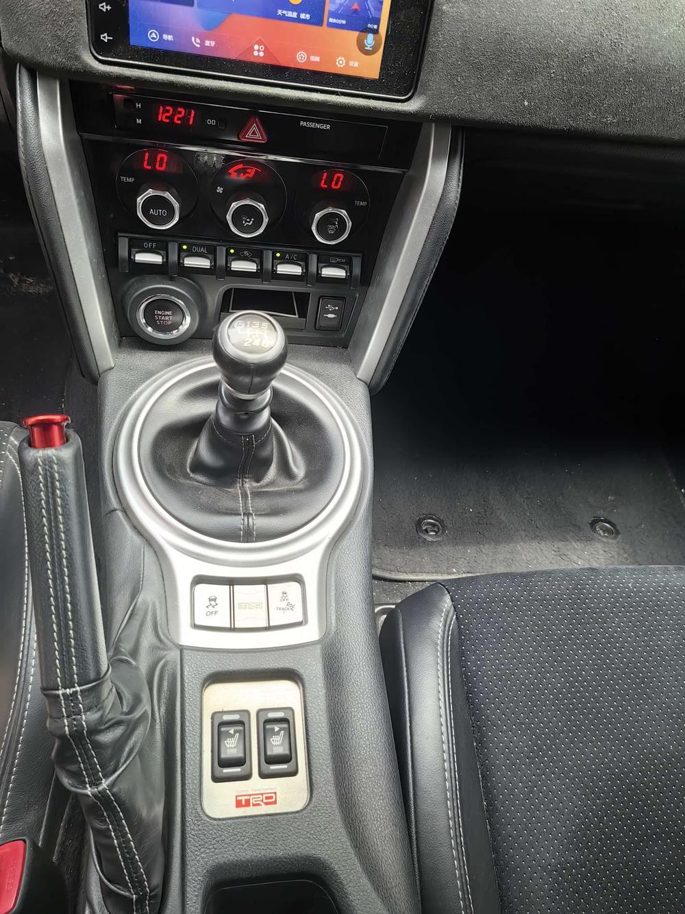 Toyota 86 2019 2.0L механическая Люкс версия - фото 9