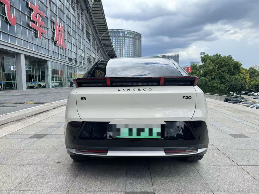 Lynk & Co Z20 2025 модельного года 530 км задний привод Max - фото 5