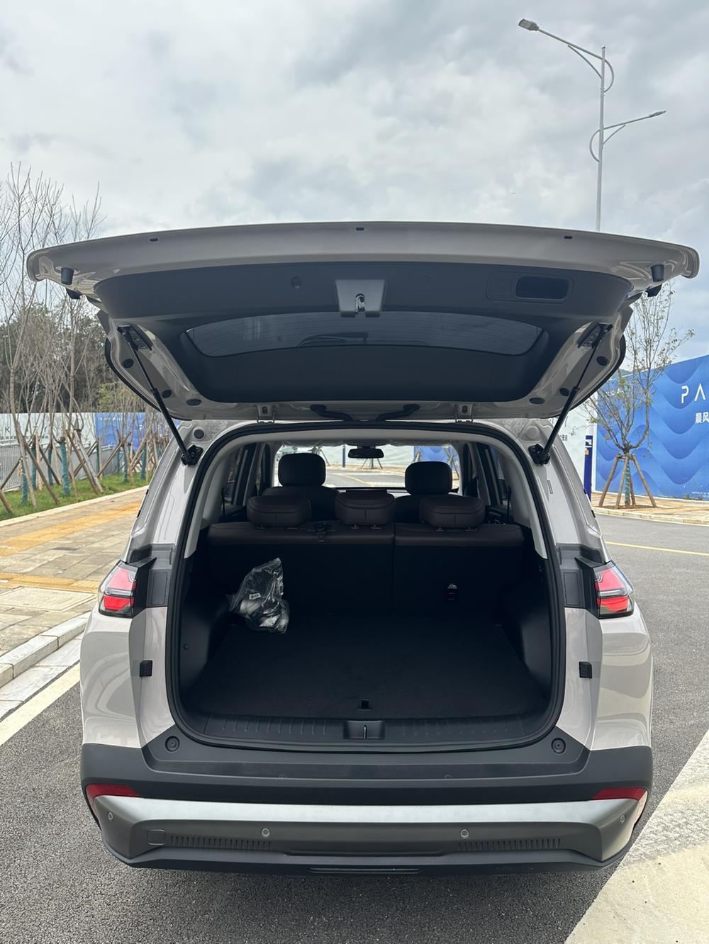 Wuling Xingguang 560 EV 2026 - фото 20
