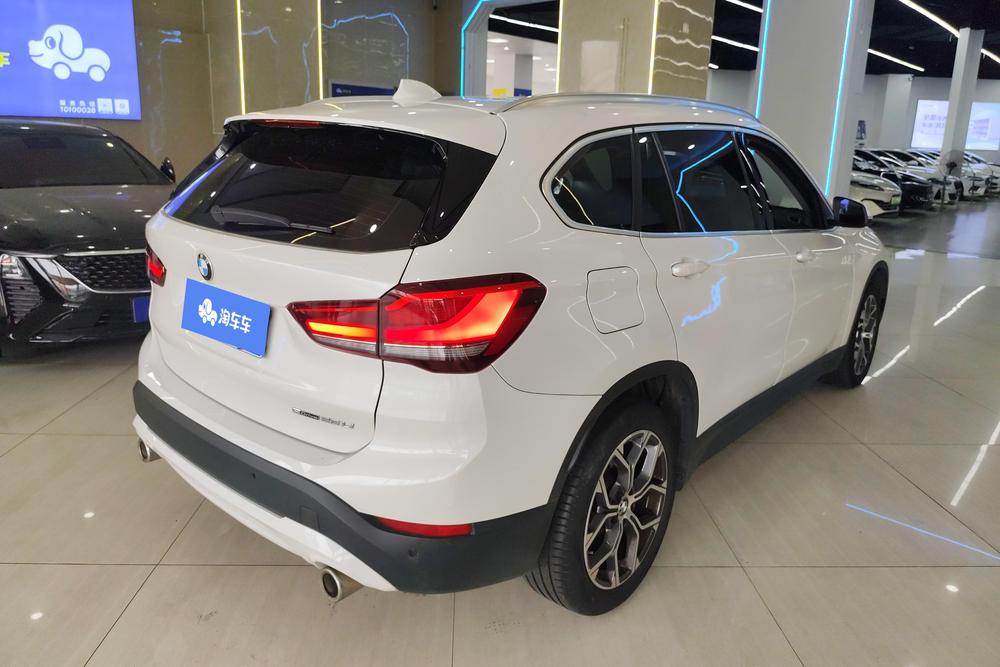 BMW X1 2020 модельного года sDrive25Li комплектация «Лидер» - фото 3