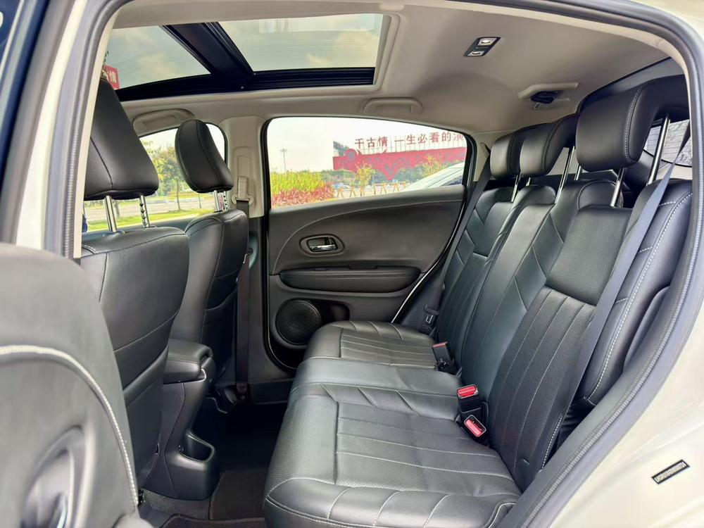 Vezel 2022 модельного года 1.5L CVT версия Elite Smart Enjoyment - фото 24
