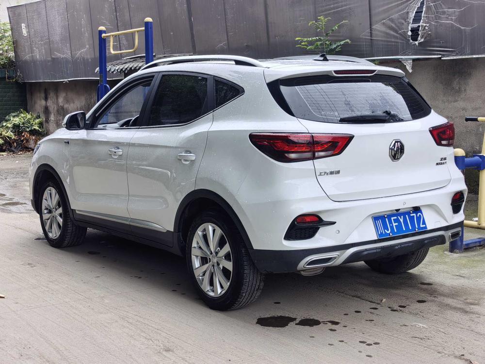 MG ZS 2022 года, 1.5L CVT спортивная версия - фото 3
